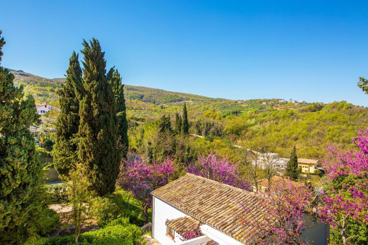 Villa Pardi Manoppello Bagian luar foto